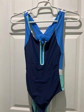 Women's Colorblock Zip-Front One-Piece Swimsuit - Blue